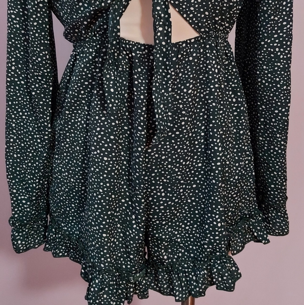 Romper - Picture 2 of 5